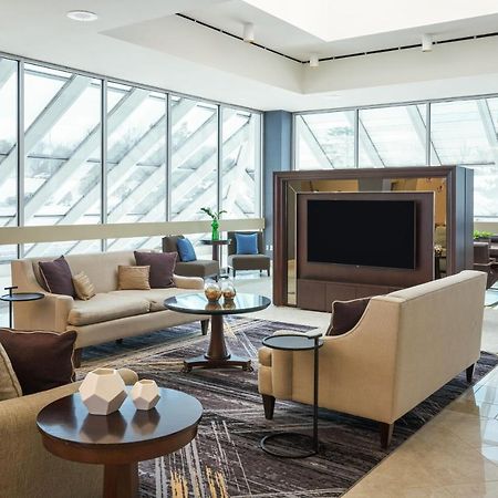 Sheraton Detroit Нови Экстерьер фото