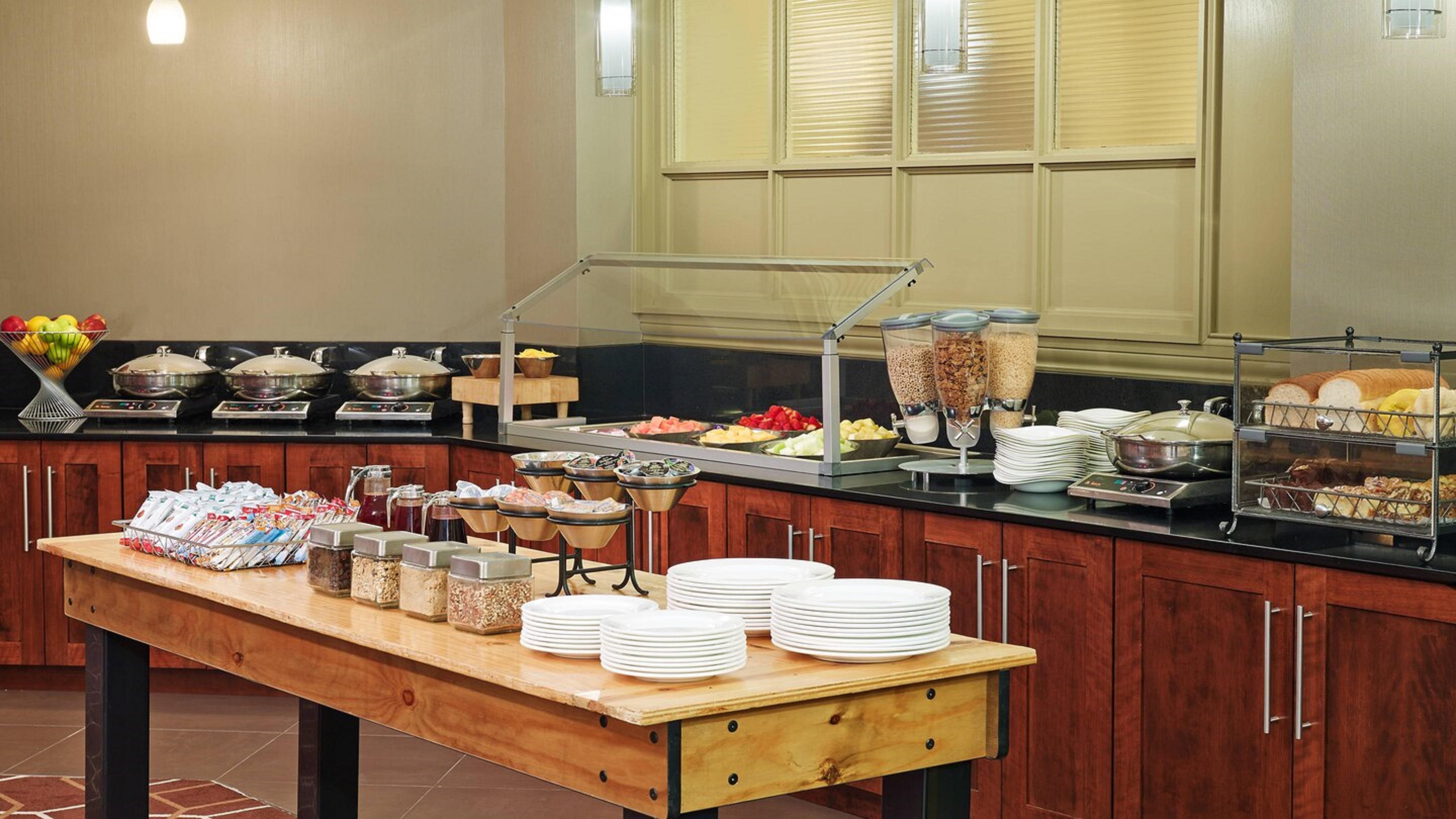 Sheraton Detroit Нови Экстерьер фото