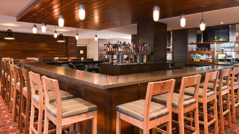 Sheraton Detroit Нови Экстерьер фото