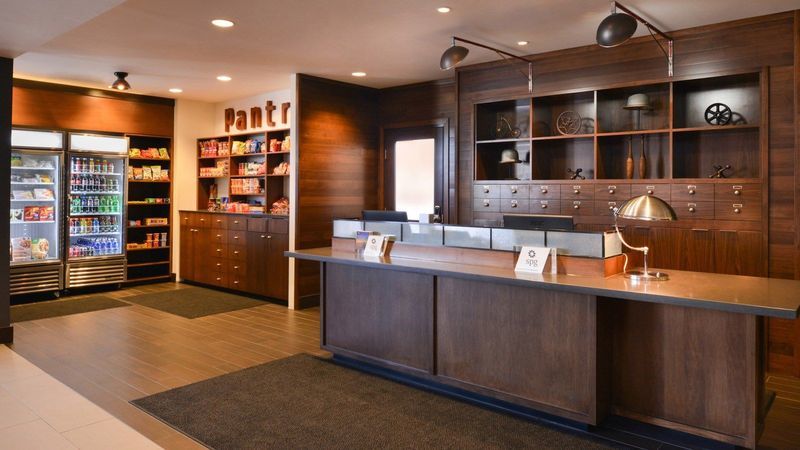 Sheraton Detroit Нови Экстерьер фото