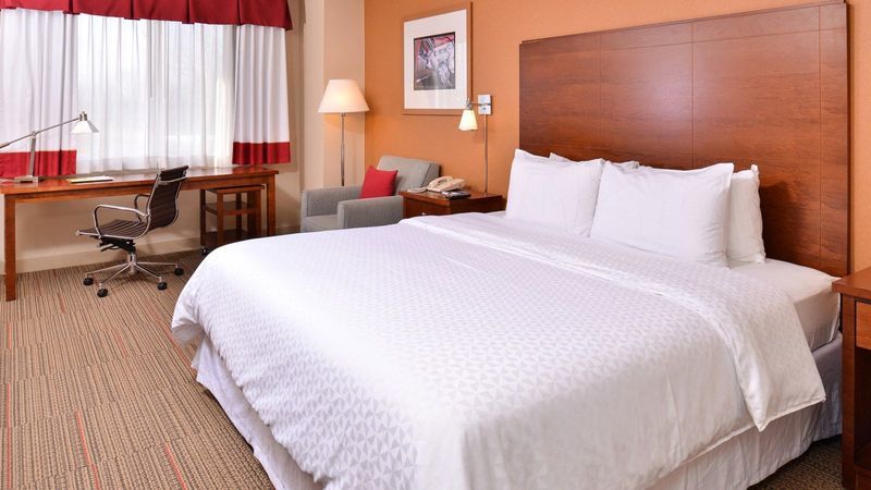 Sheraton Detroit Нови Экстерьер фото