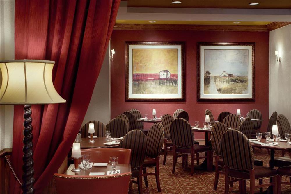Sheraton Detroit Нови Ресторан фото