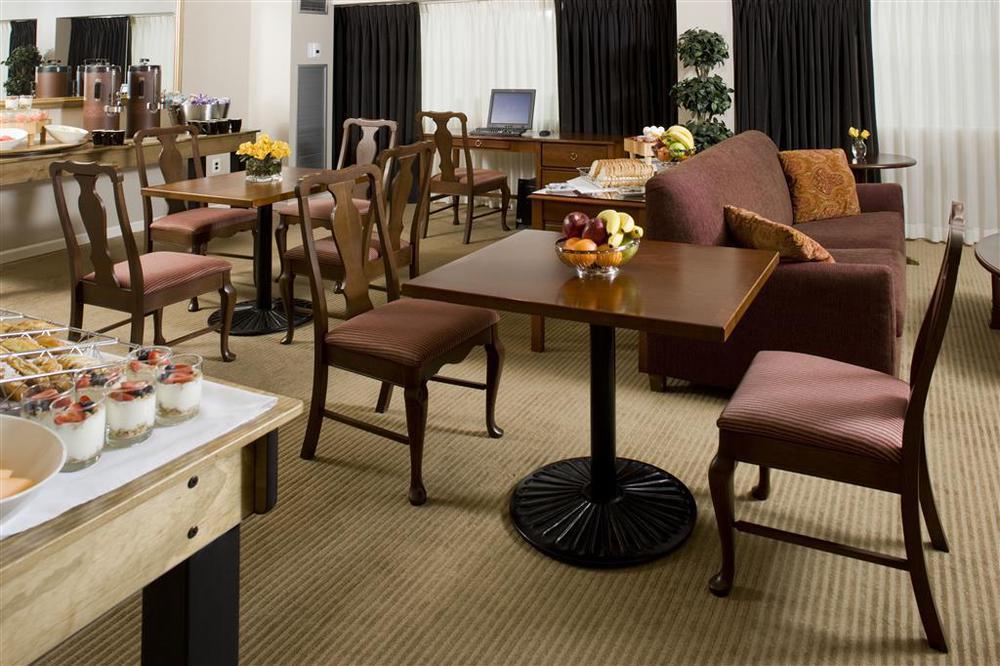 Sheraton Detroit Нови Ресторан фото